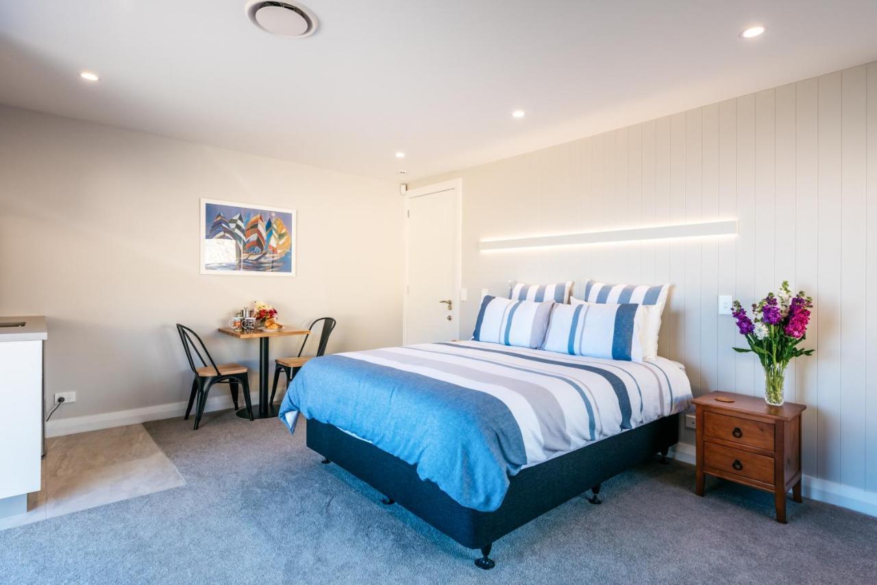 The Apartment - Sea Views At Te Whau Point By Waiheke Unlimited Omiha Bagian luar foto