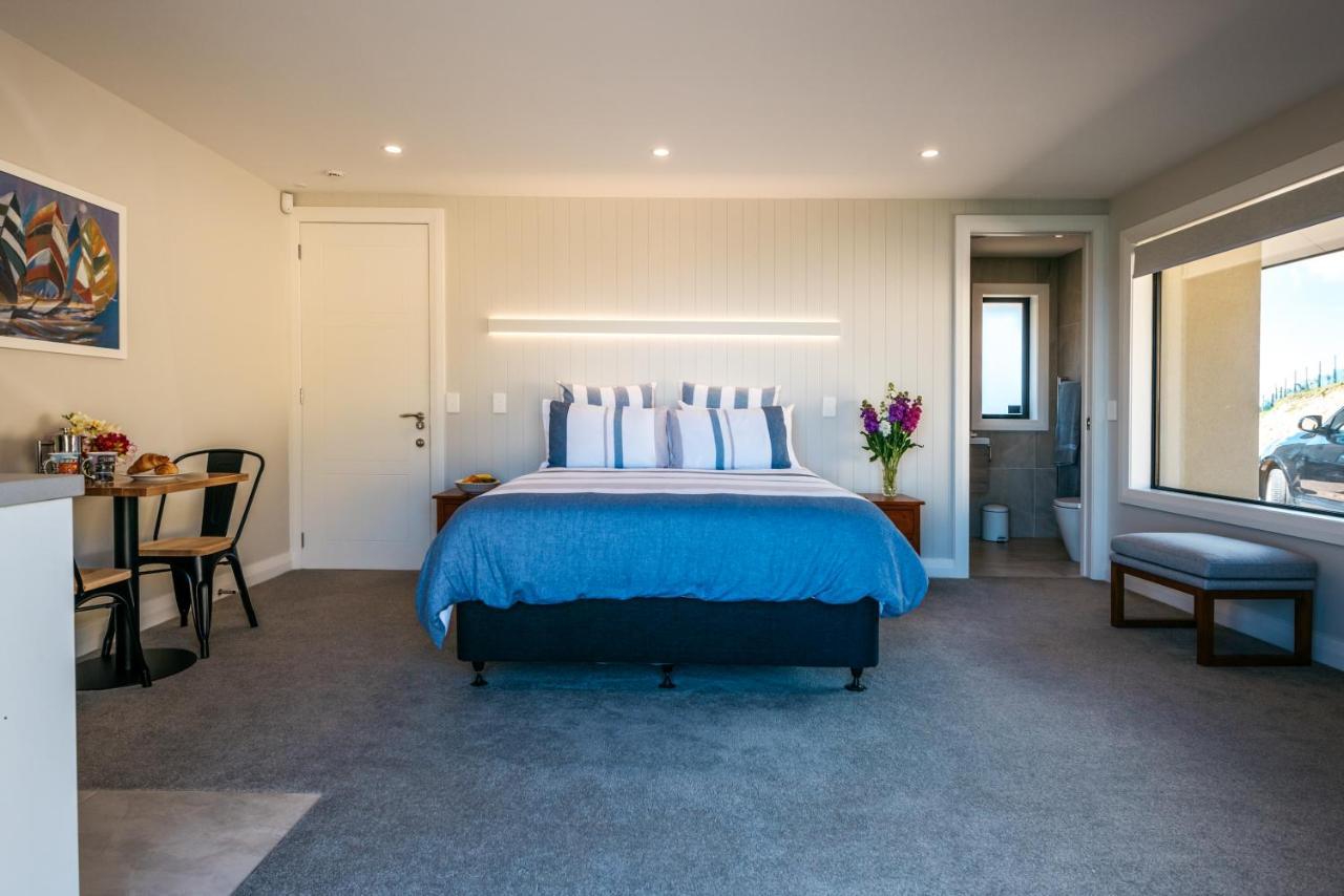 The Apartment - Sea Views At Te Whau Point By Waiheke Unlimited Omiha Bagian luar foto