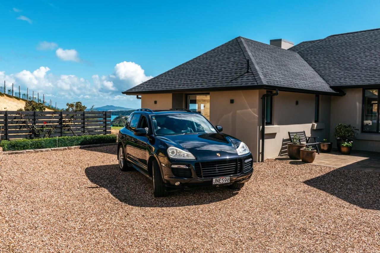 The Apartment - Sea Views At Te Whau Point By Waiheke Unlimited Omiha Bagian luar foto